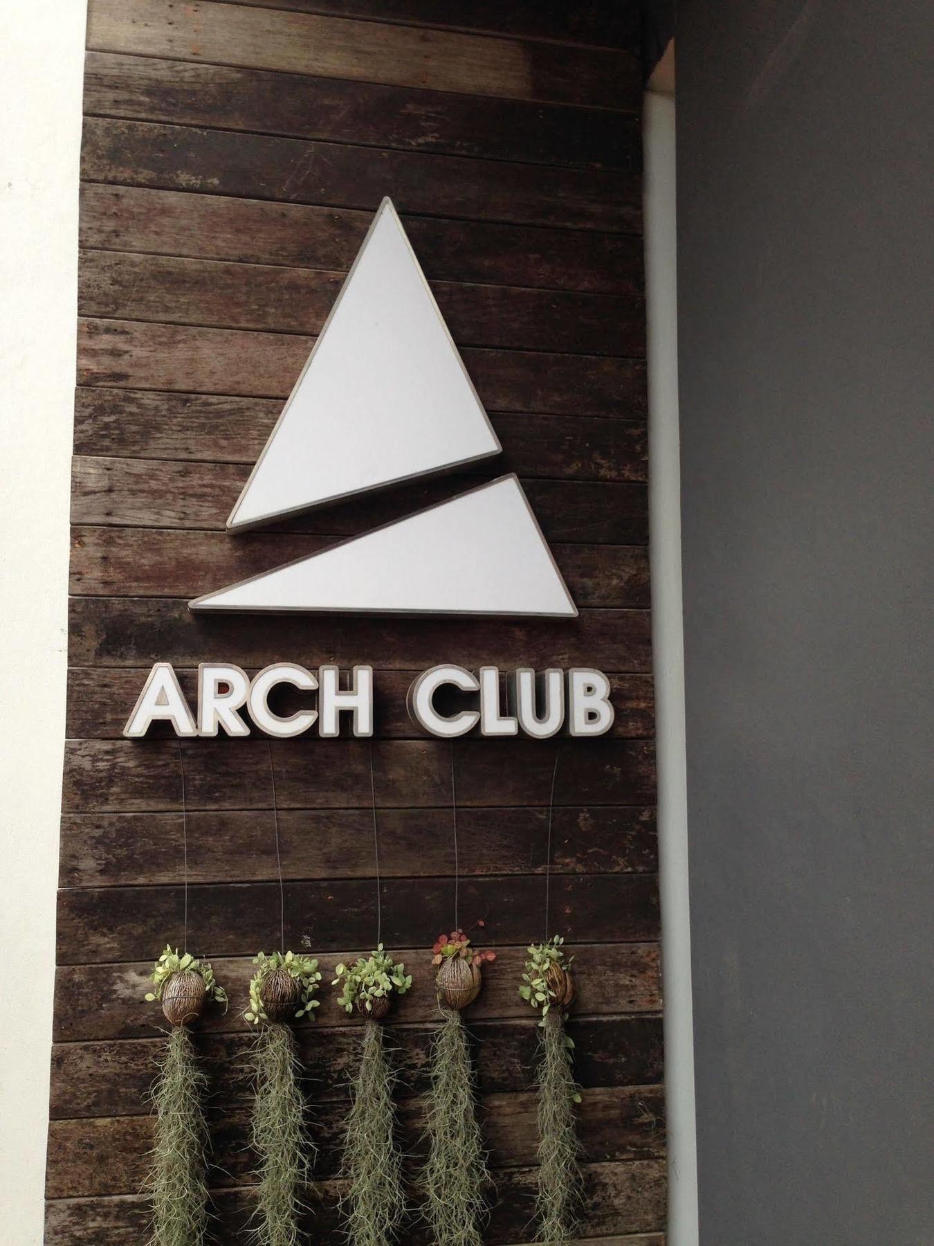 Arch Club Hotel Patong Exterior photo